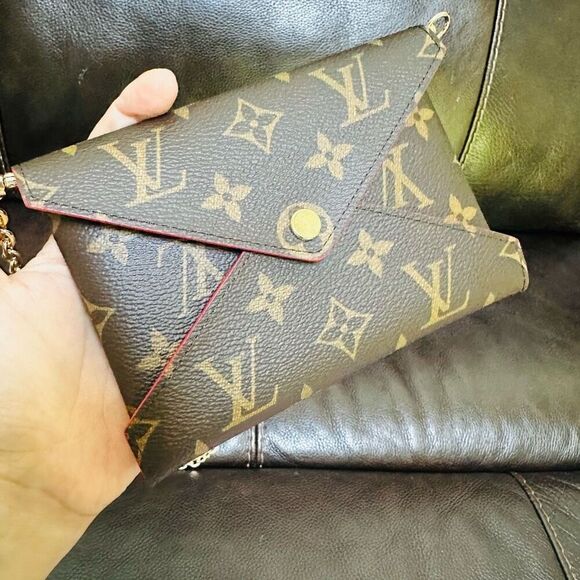 New Louis Vuitton Kirigami Medium Pouch - Picture 3 of 12